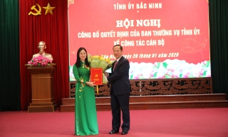 Đồng chí Trương Ngọc Bích giữ chức Bí thư Đảng ủy xã Tân Dĩnh